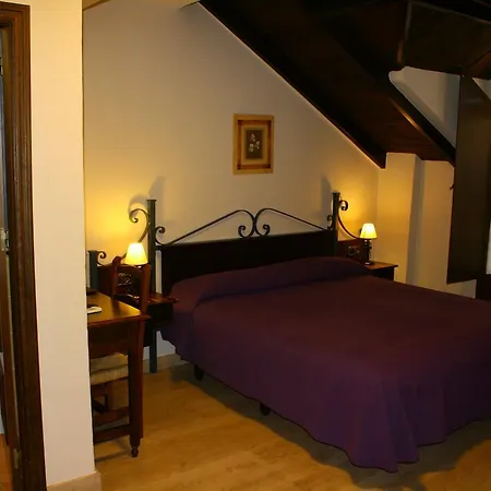 Rural Huerta Del Laurel 2*